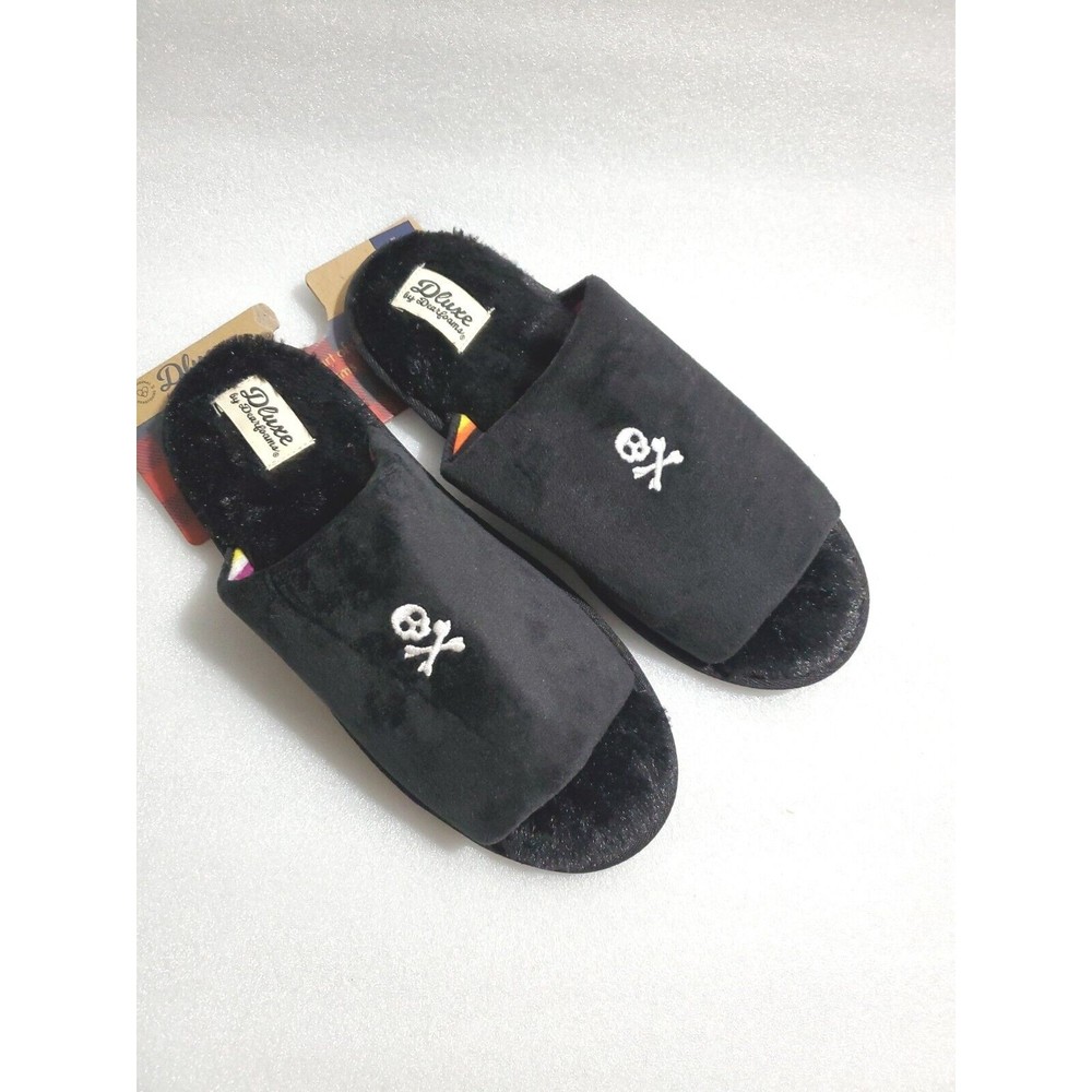 Women's Dluxe by Dearfoams Black Skull Slippers  Size Large 9-10